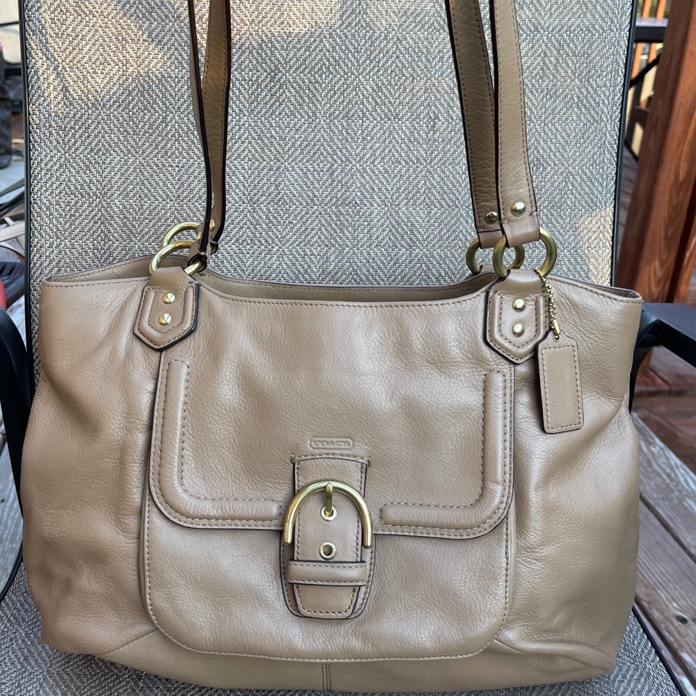 COACH BEIGE PURSE